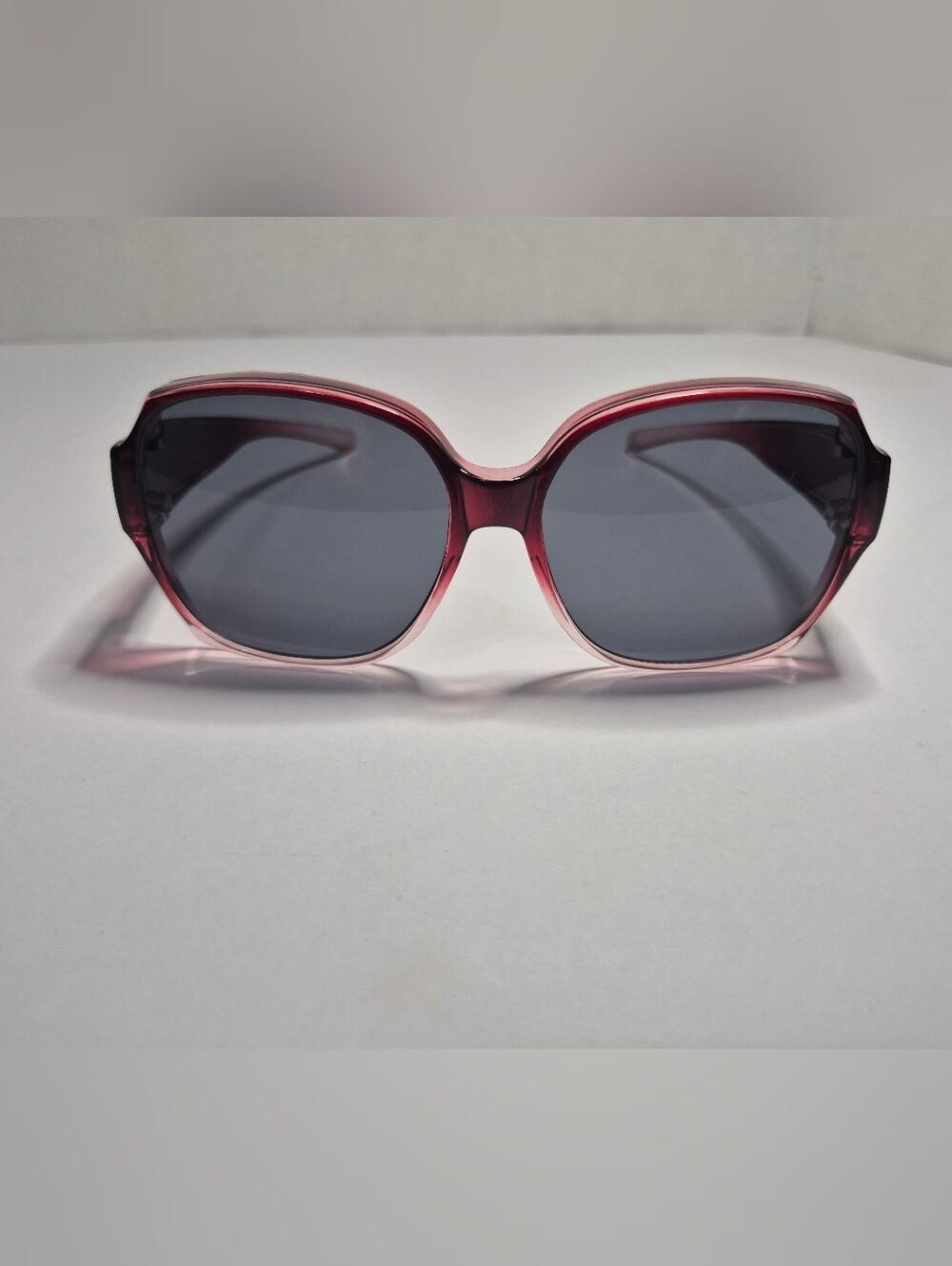 Women's Red Gradient Frame Sunglasses - Stylish UV Shades